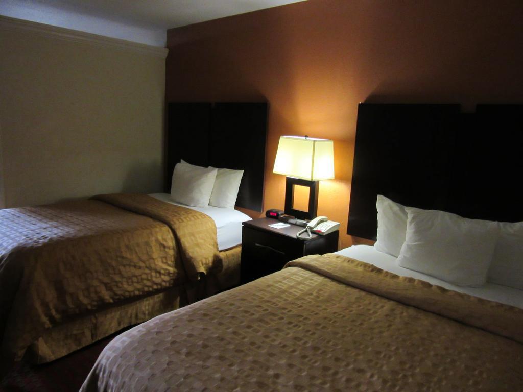 Clarion Suites Augusta Oda fotoğraf